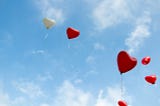 Dating Coach SF Article Image (Love-Shaped Balloons In The Sky)