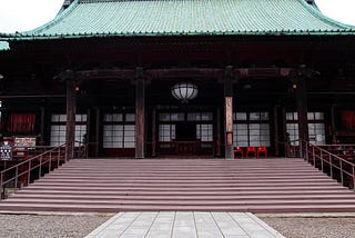 Gokoku-ji: A Journey Through Time and Serenity in the Heart of Tokyo