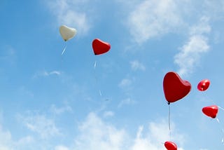 Dating Coach SF Article Image (Love-Shaped Balloons In The Sky)