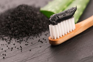 Does charcoal toothpaste whiten teeth?