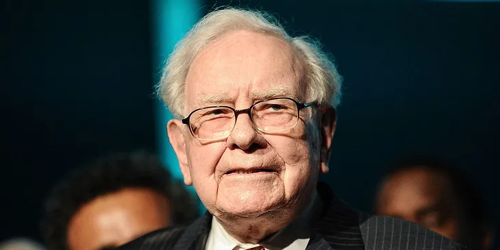 🚨Warren Buffett Compares AI to Nuclear Weapons
