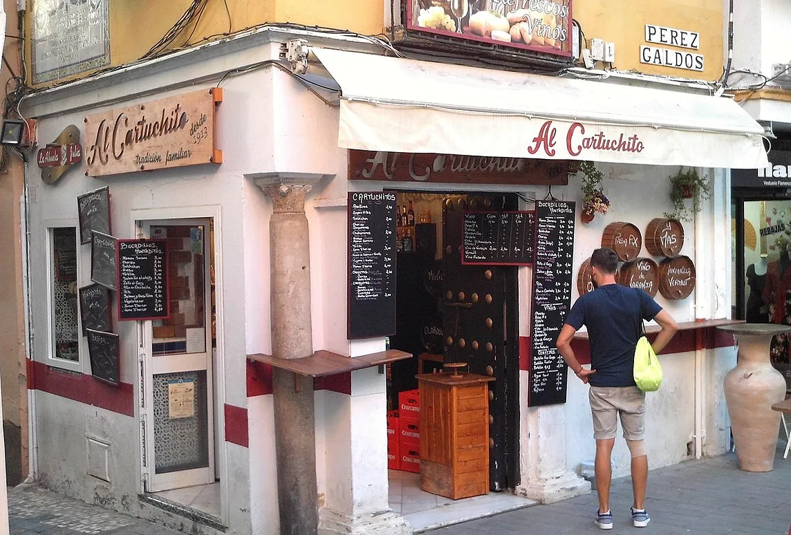 Image of a Spanish bar
